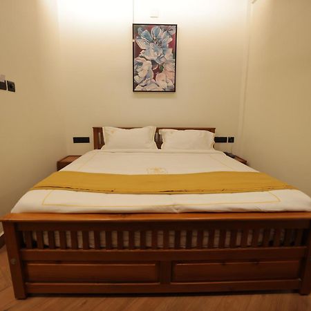 The Lilly'S Stories Hotel Fort Kochi Exterior photo