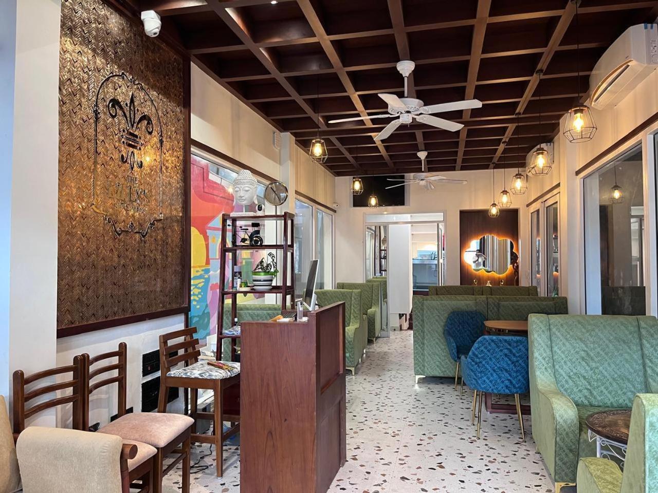 The Lilly'S Stories Hotel Fort Kochi Exterior photo